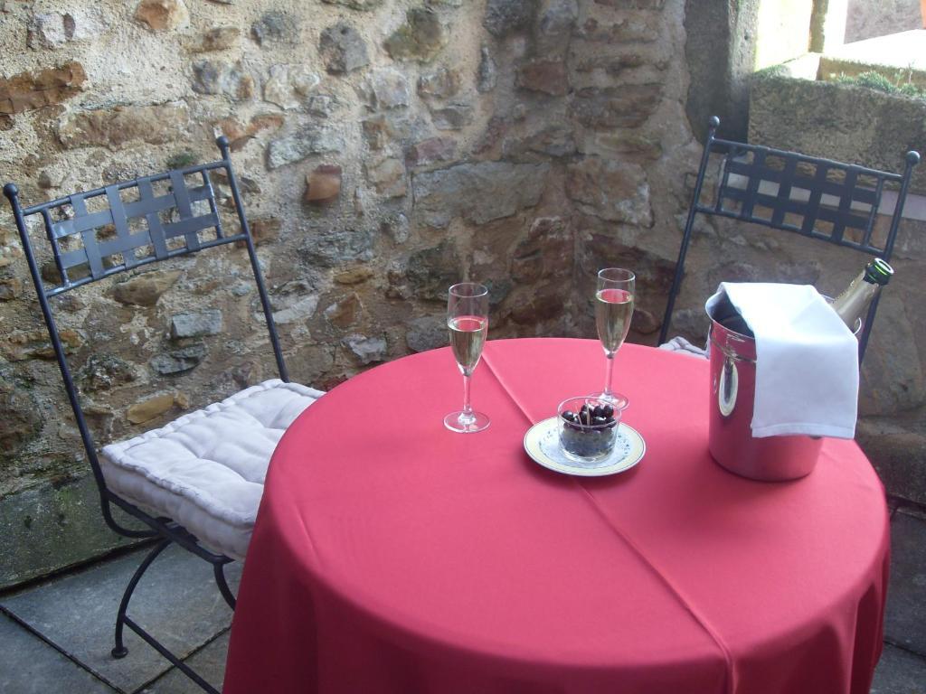 Hotel La Bastide Du Soleil Vinezac Habitación foto