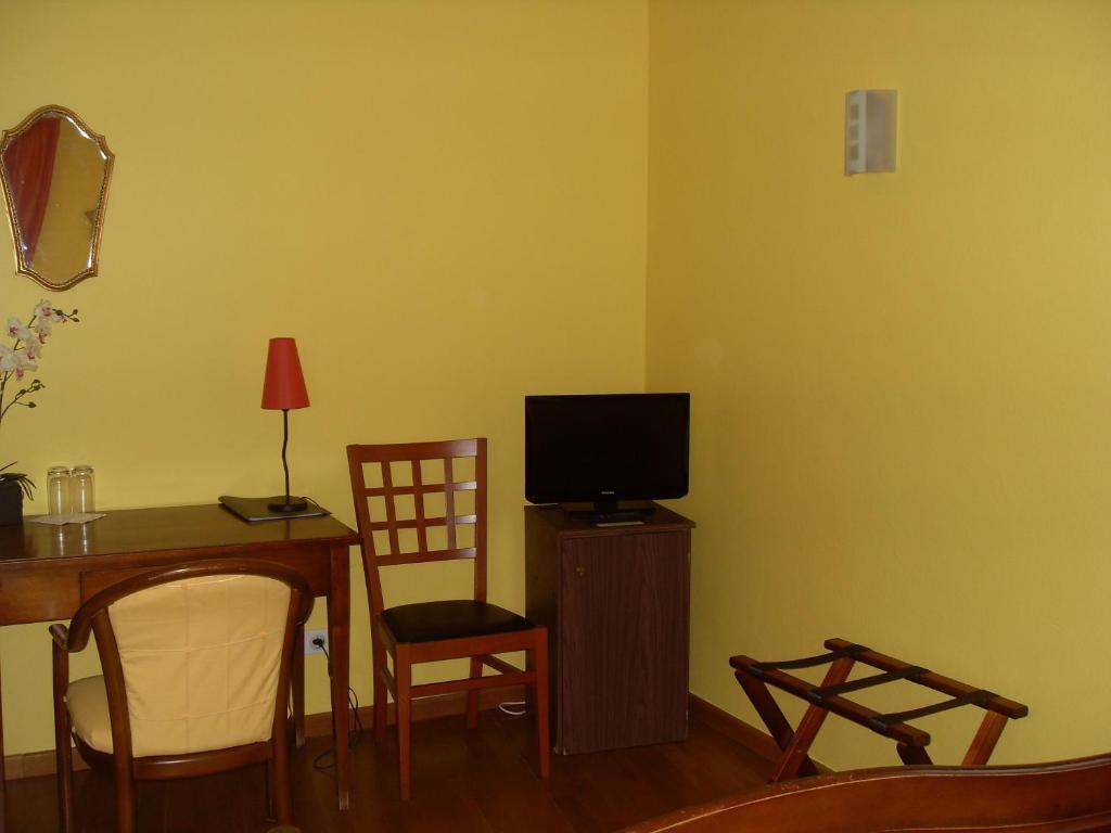 Hotel La Bastide Du Soleil Vinezac Habitación foto