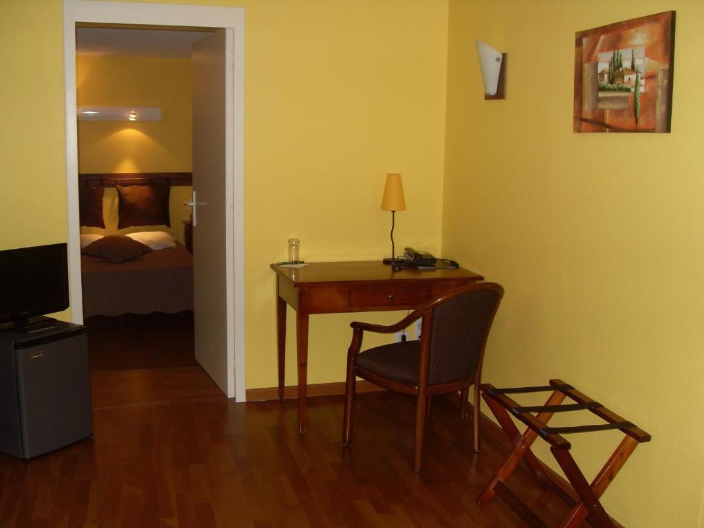 Hotel La Bastide Du Soleil Vinezac Habitación foto