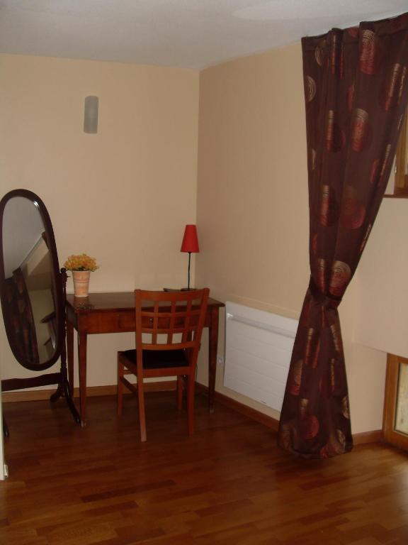 Hotel La Bastide Du Soleil Vinezac Habitación foto
